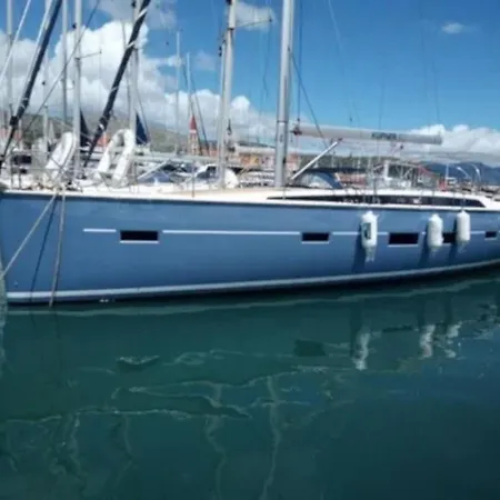 Saffredi Hotel en barco Trogir